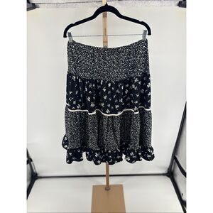 Sweet Baby Jamie Elastic Waist  Tiered Black Floral Midi Skirt Size Medium